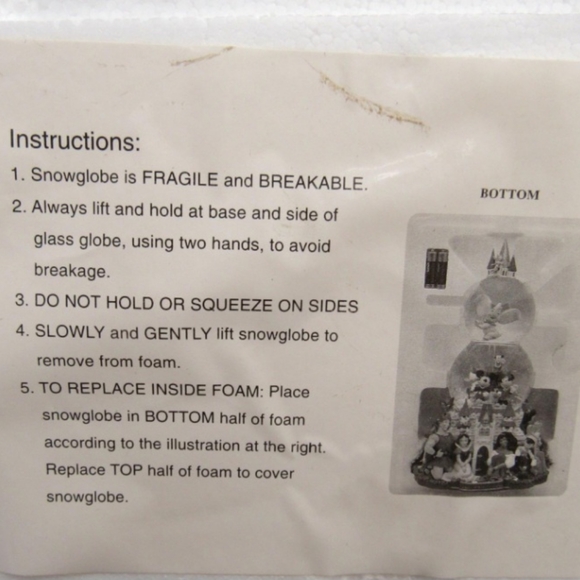  World of Disney 3 Tier Double Snow Globe Music Box-Original Packaging - Picture 5 of 11